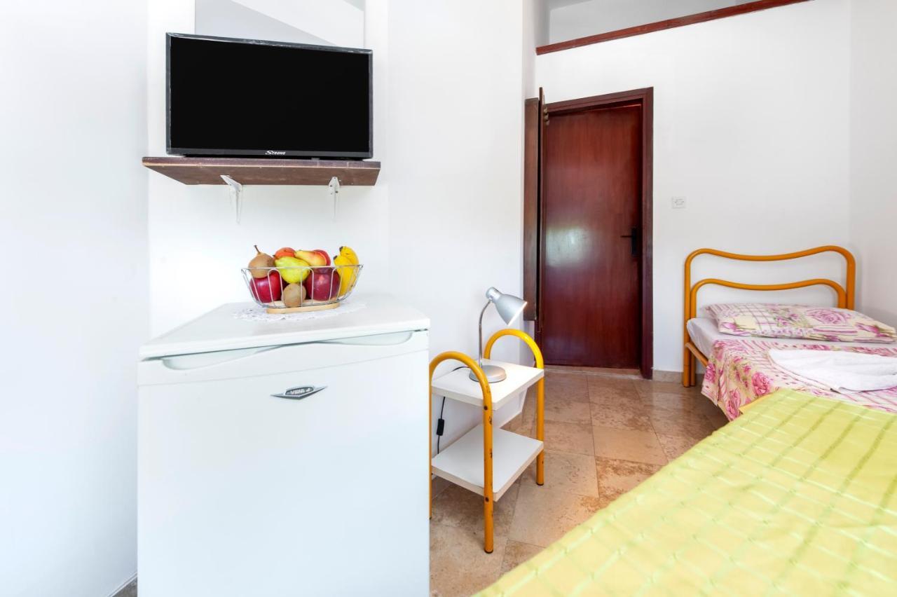 Near Beach And Rovinj Center 4 Appartement Buitenkant foto